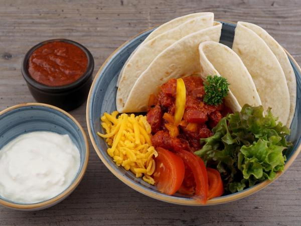 Tortilla avec boeuf fuego latino