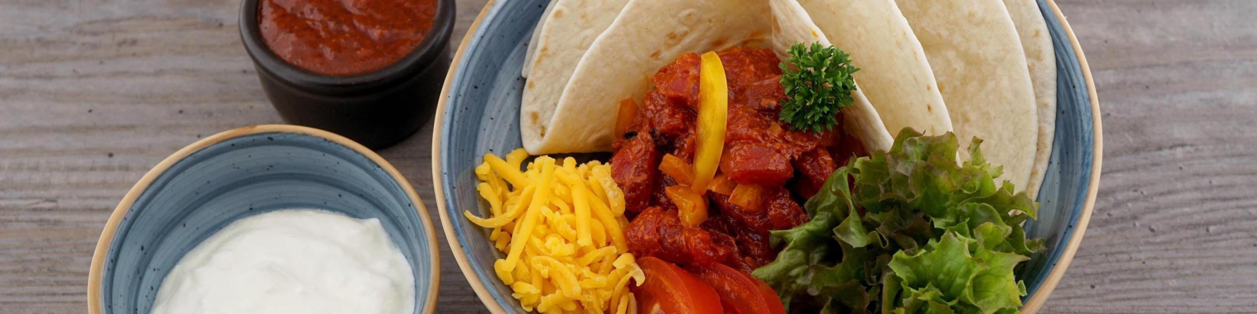 Tortilla met rund fuego latino